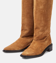Souliers Martinez Bertran suede knee-high boots