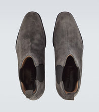 Manolo Blahnik Delsa suede Chelsea boots