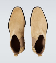 Manolo Blahnik Brompton suede Chelsea boots