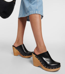 Isabel Marant Tsuko leather clogs