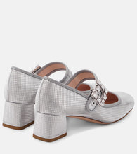 Roger Vivier Tr√É¬©s Vivier embellished pumps