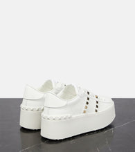 Valentino Garavani Rockstud Untitled leather platform sneakers