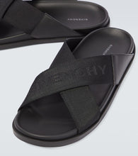 Givenchy G Plage logo slides
