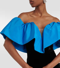 Monique Lhuillier Ruffle-trimmed taffeta gown