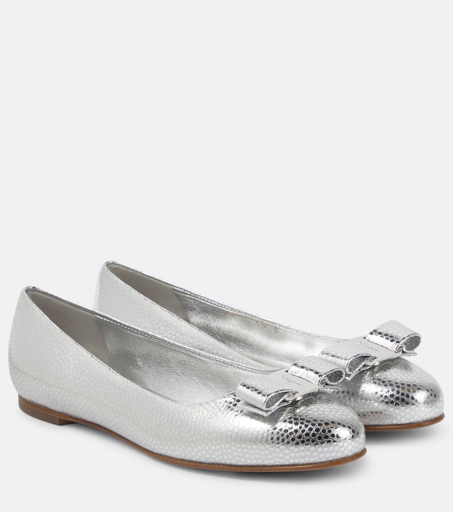 Ferragamo Vara metallic leather ballet flats