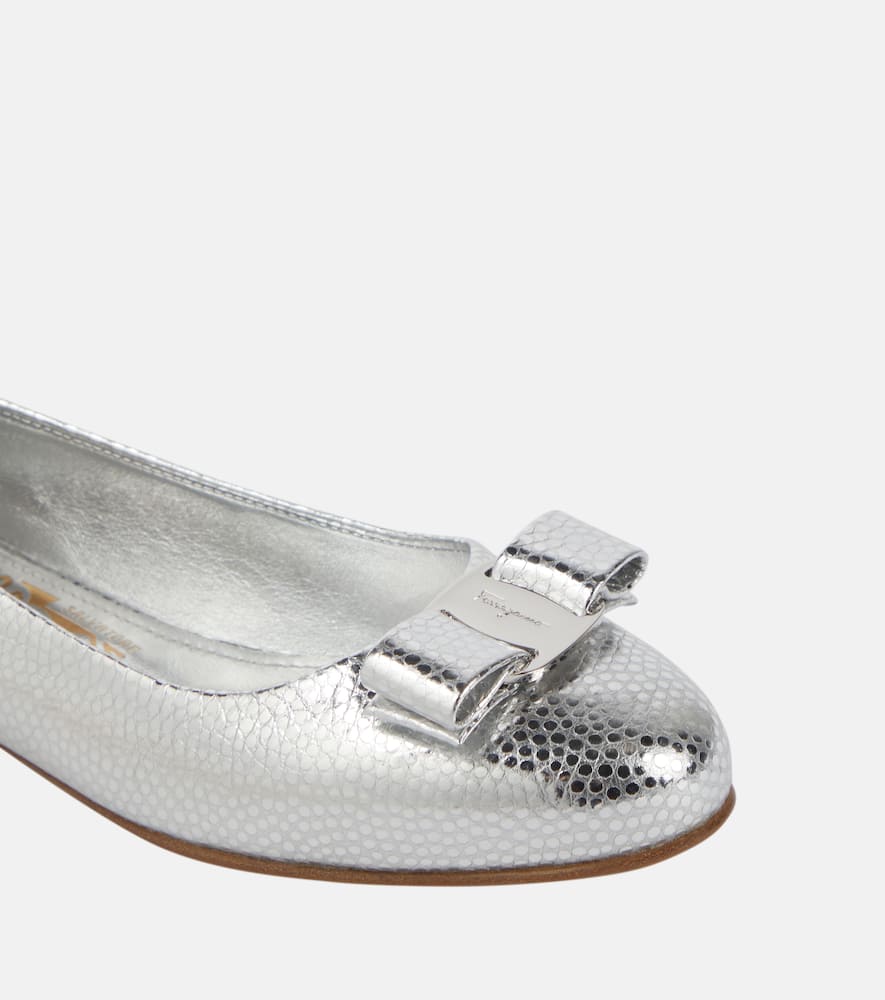 Ferragamo Vara metallic leather ballet flats