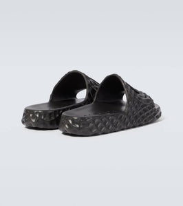 Gucci Interlocking G slides