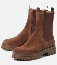 Gianvito Rossi Chester suede Chelsea boots