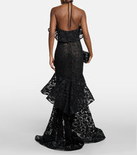 Oscar de la Renta Ruffled guipure lace gown