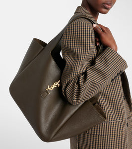 Saint Laurent Le 5 √É¬† 7 Bea leather tote bag
