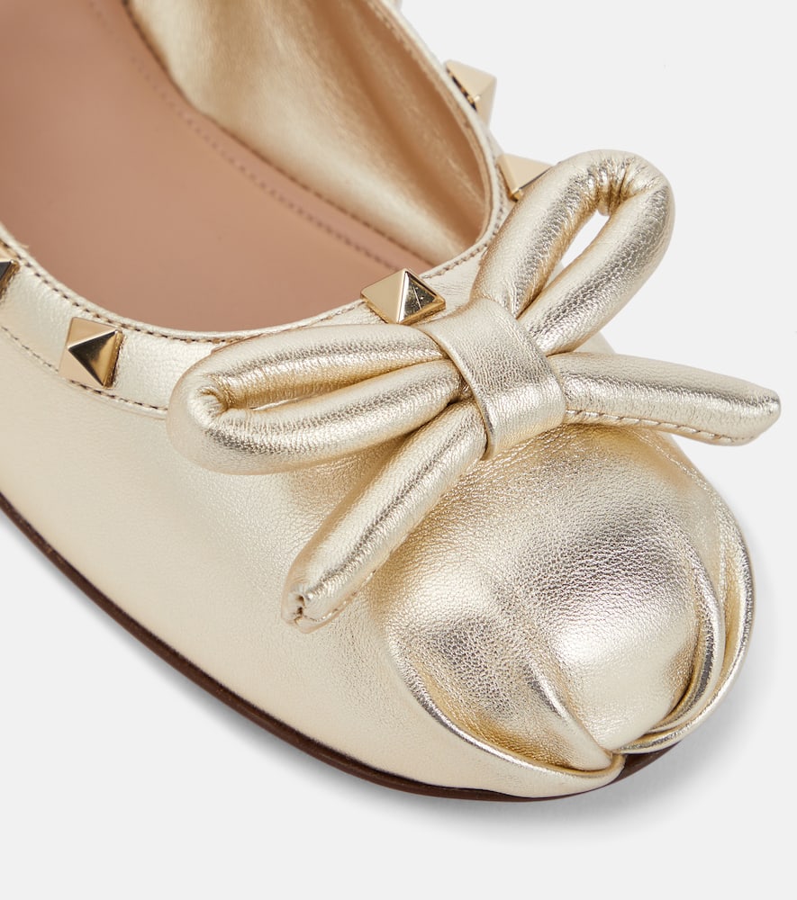 Valentino Garavani Rockstud metallic leather ballet flats