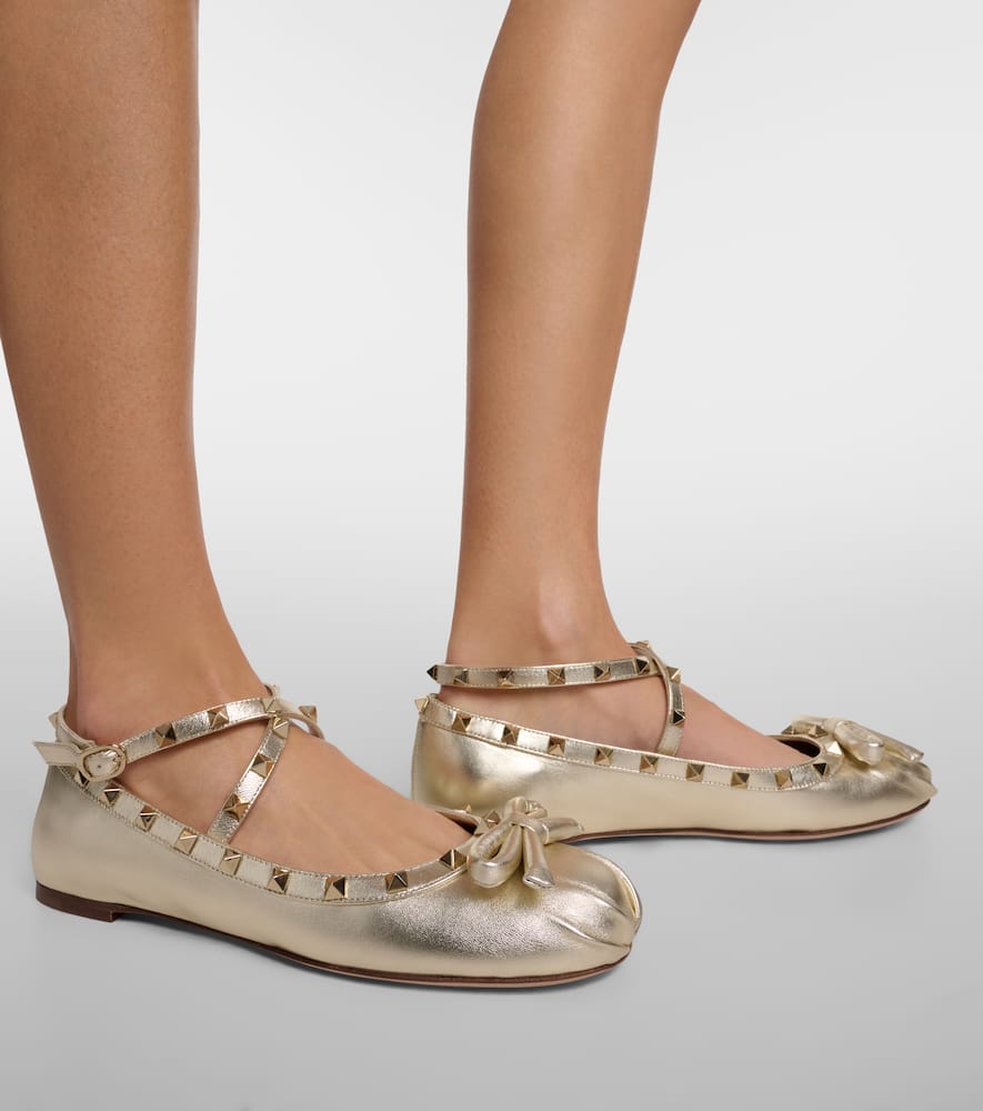 Valentino Garavani Rockstud metallic leather ballet flats
