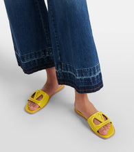 Valentino Garavani VLogo Signature leather slides