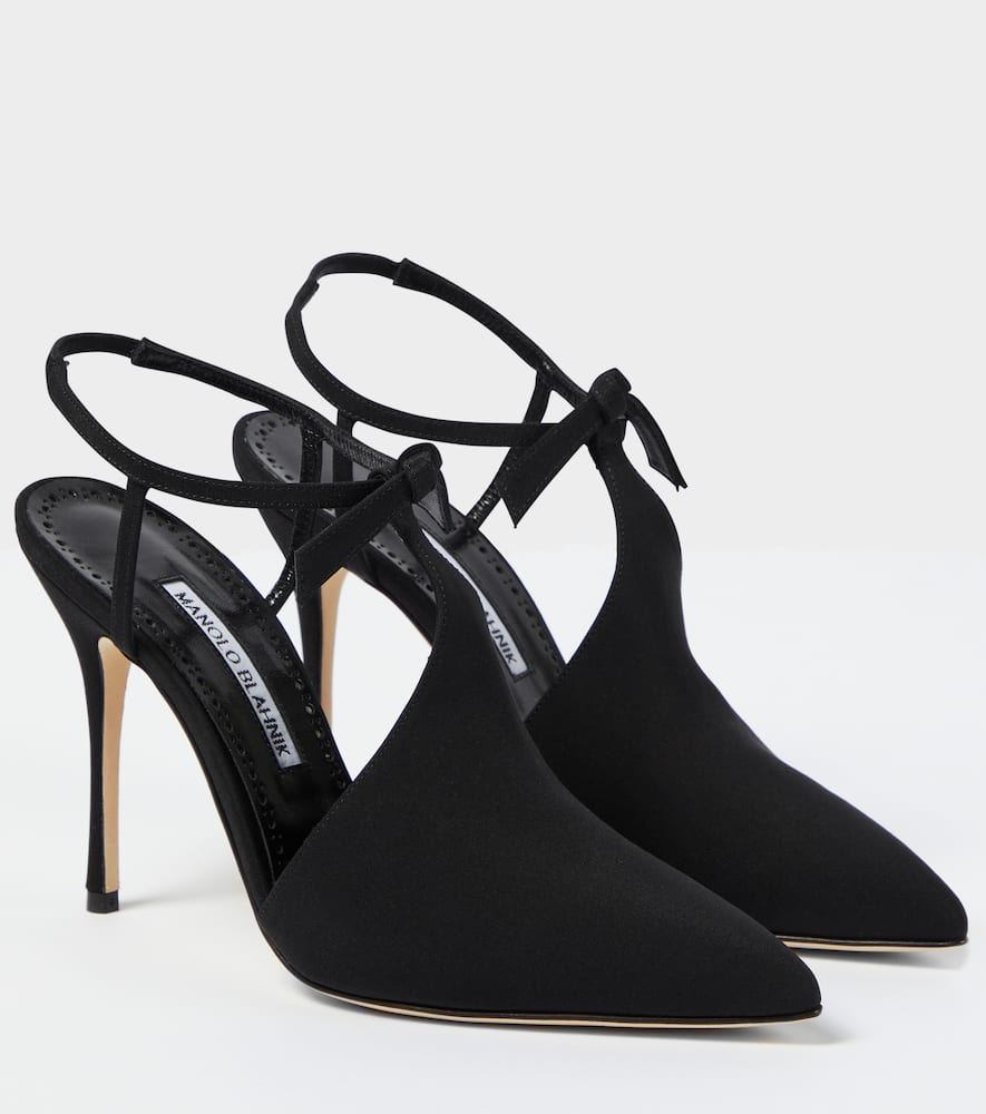 Manolo Blahnik Horna 105 bow-detail slingback pumps