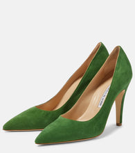 Manolo Blahnik Nelirapla suede pumps