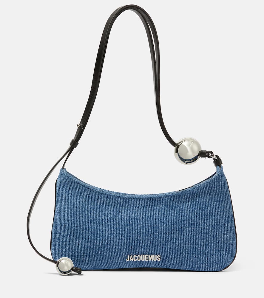 Jacquemus Le Bisou Perle denim shoulder bag. Shop Jacquemus Shoulder Bags for women now.