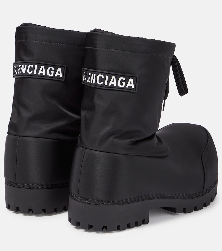 Balenciaga Alaska Low snow boots