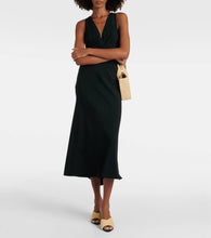 Victoria Beckham Raffia mules