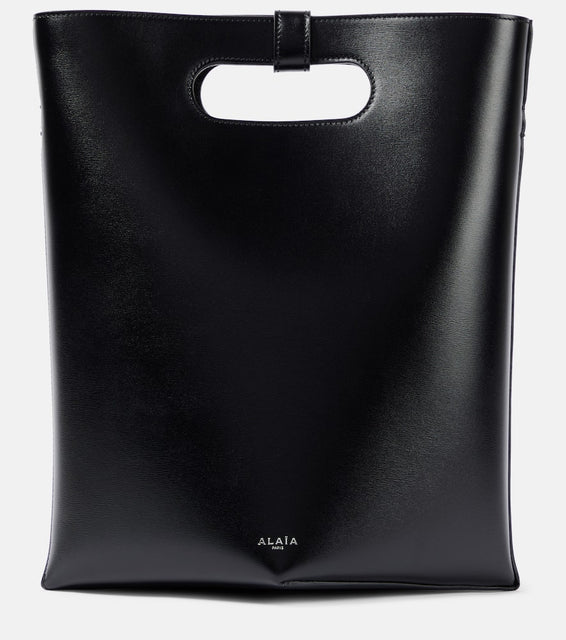 Alaia Folded leather tote bag. Shop Alaia Shoulder Bags for women now.