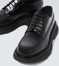 Alexander McQueen Tread leather Derby shoes