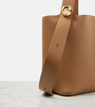 Loewe Pebble Medium leather bucket bag