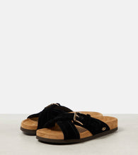 Valentino Garavani Fussfriend velvet sandals