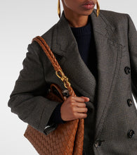 Bottega Veneta Andiamo Intrecciato leather tote bag