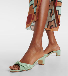 Manolo Blahnik Lolloso bow-detail leather mules