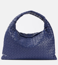 Bottega Veneta Hop Medium Intrecciato leather tote bag. Shop Bottega Veneta Tote Bags for women now.