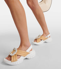 Roger Vivier Viv' Run Light Strass Buckle sandals