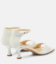 Souliers Martinez Kika patent leather sandals