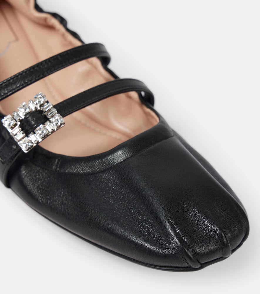 Roger Vivier Embellished leather ballet flats
