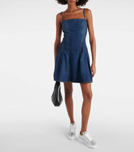 Alexander McQueen Oversized metallic leather sneakers