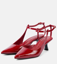 Souliers Martinez Camelia patent leather pumps