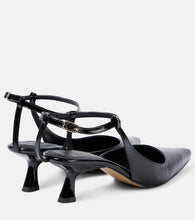 Souliers Martinez Camelia patent leather pumps
