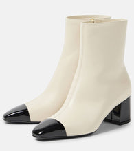 Ferragamo Sambi 60 leather ankle boots