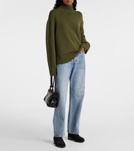 Manolo Blahnik Chelata suede Chelsea boots