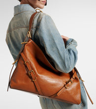 Givenchy Voyou Medium leather shoulder bag
