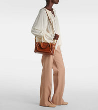 Chloe Paraty 24 Small leather tote bag