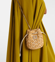 Roger Vivier Tres Vivier raffia-effect bucket bag
