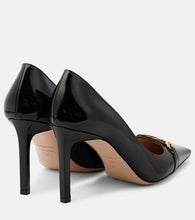 Tom Ford Whitney patent leather slingback pumps