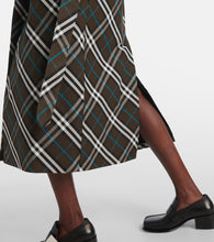 Burberry Burberry Check trench coat