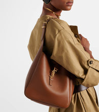 Saint Laurent Le 5 √É¬† 7 Small leather shoulder bag