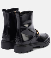 Tod's Patent leather Chelsea boots