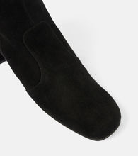 Roger Vivier Tr√É¬©s Vivier 45 suede ankle boots