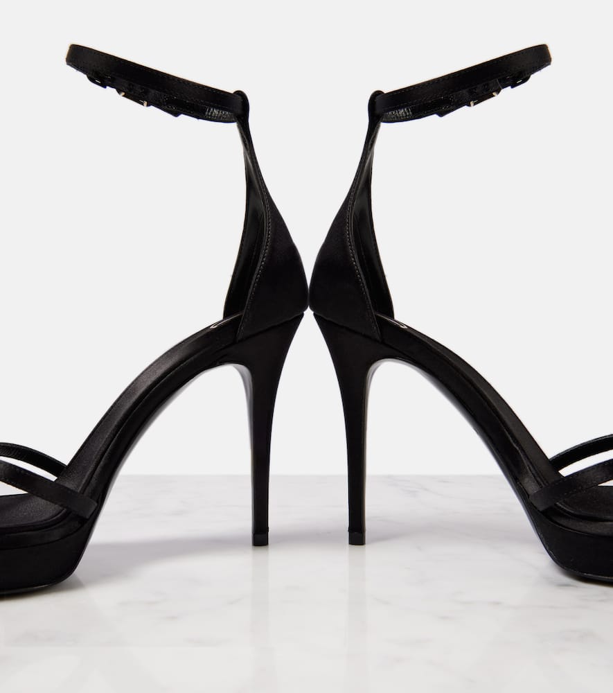 Valentino Garavani Eveninglam 120 satin platform sandals