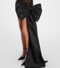 The New Arrivals Ilkyaz Ozel Chiwen bow-detail floral lace cocktail dress