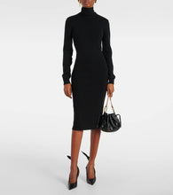 Givenchy Pumpkin Mini leather bucket bag