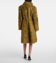 Burberry Buttoned coat