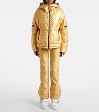 Jet Set Joanna ski jacket